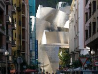 Der Blick aus einer kleinen Seitenstrasse auf das Guggenheim Museum, somit gleich um die Ecke von unserem Hotel.